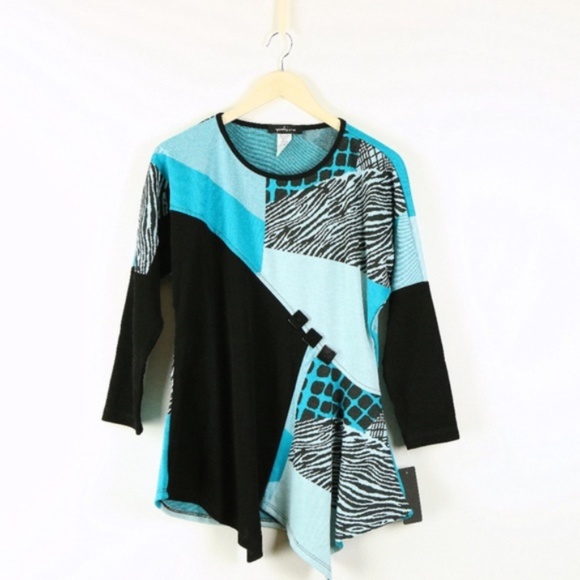 Yushi Tops - NWT Yushi Asymmetrical Hem Colorblock Tunic Top